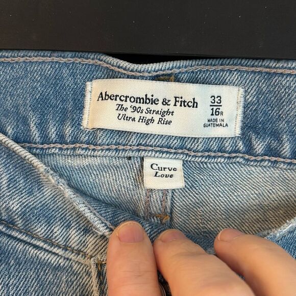 Abercrombie Women Ultra High Rise 90s Straight Jean Criss-Cross Waistband 33 NWT - Picture 10 of 16